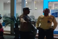 Personel Polsek Tikung melaksanakan patroli objek vital di wilayah Kecamatan Tikung guna mencegah tindak kriminalitas dan menjaga situasi kamtibmas tetap kondusif. Selasa, 9 Juni 2026 (Foto Dok Ho/RadarBangsa.co.id)