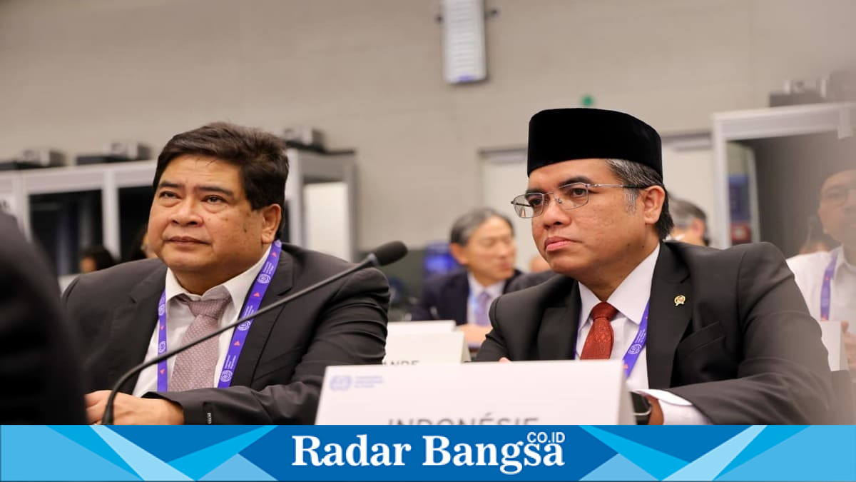 Menaker Yassierli saat menyampaikan pidato pada Sidang Pleno ILC ke-114 di Jenewa, Swiss. (Foto Dok Ho/RadarBangsa.co.id)
