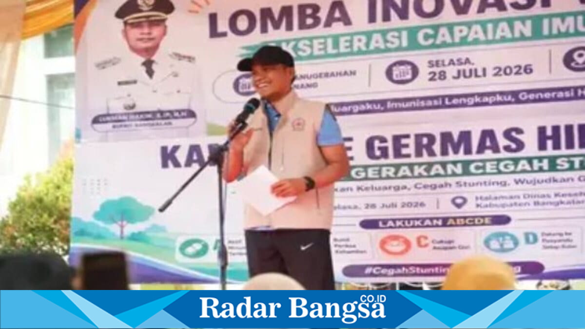 Bupati Bangkalan Lukman Hakim menghadiri Lomba Inovasi Video Akselerasi Capaian Imunisasi dan Kampanye GERMAS Pencegahan Stunting di Aula Dinas Kesehatan Kabupaten Bangkalan, Selasa (28/7/2026). (Foto Dok Ho/RadarBangsa.co.id)