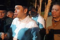 Bupati Jember Gus Fawait menyerap aspirasi masyarakat dalam program Bunga Desaku di Kecamatan Pakusari, Senin (20/7/2026). (Foto Dok Ho/RadarBangsa.co.id)
