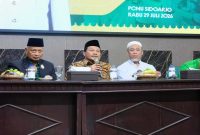 Bupati Sidoarjo H. Subandi bertemu jajaran PCNU Sidoarjo untuk memperkuat sinergi pemberantasan miras ilegal dan penyakit masyarakat, Rabu (29/7/2026). (Foto Dok Ho/RadarBangsa.co.id)