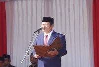 Bupati Lamongan Yuhronur Efendi memimpin Upacara Hari Koperasi ke-79 di Halaman Pemkab Lamongan, Minggu (12/7/2026). (Foto Dok Ho/RadarBangsa.co.id)