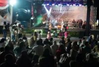 Festival Seni Tradisi Bangkalan digelar di depan Pendopo Agung Bangkalan pada Jumat malam (24/7/2026). (Foto Dok Ho/RadarBangsa.co.id)