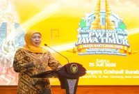 Gubernur Khofifah Indar Parawansa menghadiri pelantikan Pengurus Wilayah Persatuan Insinyur Indonesia (PW PII) Jawa Timur Masa Bakti 2026–2029 di Gedung Negara Grahadi, Surabaya, Sabtu (25/7/2026). (Foto Dok Ho/RadarBangsa.co.id)