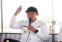 Bupati Lamongan Yuhronur Efendi meninjau modernisasi budidaya perikanan berbasis IoT di Kampung Kerapu Brondong, Rabu (22/7/2026). (Foto Dok Ho/RadarBangsa.co.id)