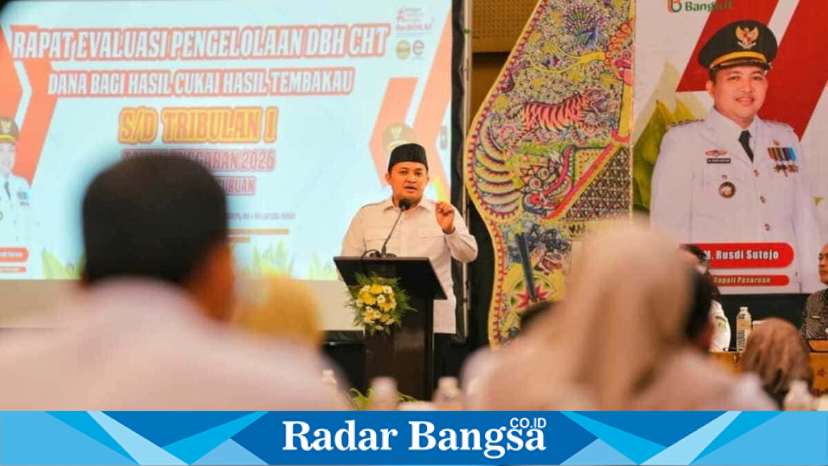 Bupati Pasuruan HM Rusdi Sutejo memimpin Rapat Evaluasi Pengelolaan DBHCHT Triwulan I Tahun 2026 di Pendopo Nyawiji Ngesti Wenganing Gusti. (Foto Dok Ho/RadarBangsa.co.id)