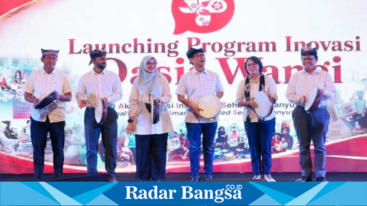 Menkes Budi Gunadi Sadikin saat meluncurkan layanan konsultasi kesehatan 24 jam Oasis Wangi di Banyuwangi, Sabtu (18/7/2026). (Foto Dok Ho/RadarBangsa.co.id)