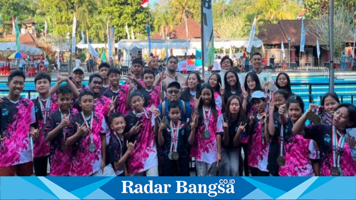 Kontingen POSSI Kabupaten Pasuruan meraih 78 medali pada Kejurnas Finswimming Piala Bupati Badung Open 2026 di Bali, 10–12 Juli 2026. (Foto Dok Ho/RadarBangsa.co.id)