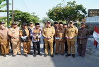 Bupati Lamongan Yuhronur Efendi meresmikan ruas jalan poros Maindu–Blawirejo di Kecamatan Kedungpring, Selasa (30/6/2026). (Foto Dok Ho/RadarBangsa.co.id)