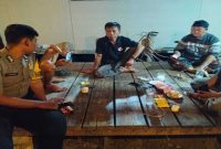 Bhabinkamtibmas Desa Tamanprijeg memberikan imbauan kamtibmas dan kewaspadaan kebakaran kepada warga, Kamis (16/7/2026). (Foto Dok Ho/RadarBangsa.co.id)