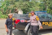 Personel Polsek Laren melaksanakan patroli Harkamtibmas di sejumlah titik wilayah Kecamatan Laren, Lamongan, Jumat (10/7/2026), guna menjaga situasi keamanan tetap kondusif. (Foto Dok Ho/RadarBangsa.co.id)