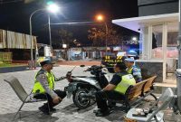 Personel Polsek Tikung melakukan Patroli Kota Presisi di sejumlah objek vital Kecamatan Tikung, Senin (13/7/2026). (Foto Dok Ho/RadarBangsa.co.id)