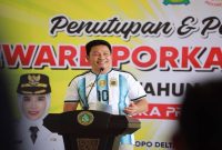 Bupati Sidoarjo Subandi 