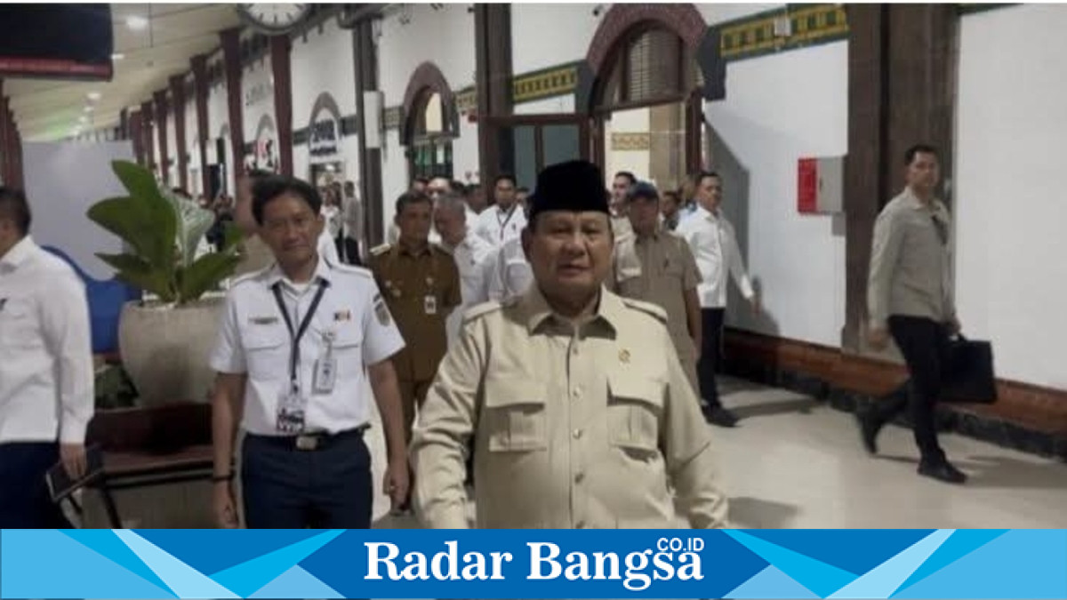 Presiden Prabowo Subianto meresmikan pemugaran Stasiun Semarang Tawang di Semarang, Kamis (30/7/2026). (Foto Dok Ho/RadarBangsa.co.id)