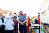 Khofifah meninjau progres Sekolah Rakyat Terintegrasi Sampang di Jalan Batokarang, Camplong, Selasa (21/7/2026). (Foto Dok Ho/RadarBangsa.co.id)