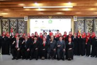 Wakil Bupati Sidoarjo Mimik Idayana mengukuhkan 29 Kepala UPTD Puskesmas di Pendopo Delta Wibawa, Rabu, 1 Juli 2026, untuk memperkuat pelayanan kesehatan kepada masyarakat. (Foto Dok Ho/RadarBangsa.co.id)