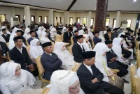 Bupati Lamongan Yuhronur Efendi saat menghadiri Isbat Nikah Terpadu 2026 di Pendopo Lokatantra, Kamis (20/8/2026). (Foto Dok Ho/RadarBangsa.co.id)