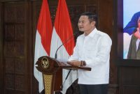 Bupati Lamongan Yuhronur Efendi saat melepas KKN Megilan Expo dan mendorong adopsi inovasi biopori di Pendopo Lokatantra, Lamongan, Rabu (5/8/2026). (Foto Dok Ho/RadarBangsa.co.id).