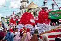 Bupati Banyuwangi Ipuk Fiestiandani menghadiri tradisi Endog-Endogan di Desa Kembiritan, Genteng, Selasa (25/8/2026). (Foto Dok Ho/RadarBangsa.co.id)
