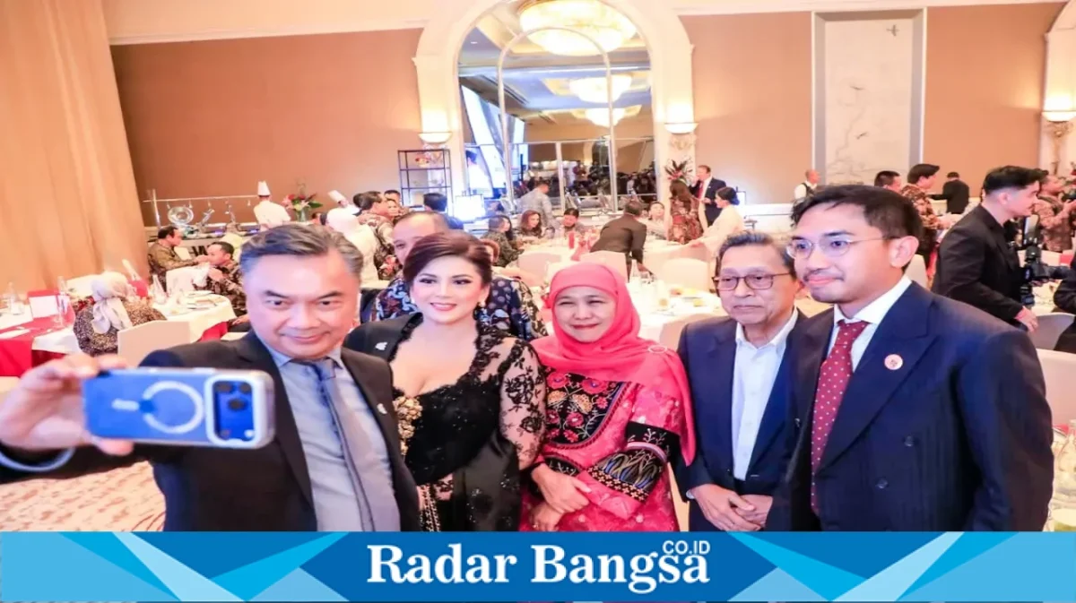 Gubernur Jatim Khofifah Indar Parawansa menghadiri dinner reception Peringatan Hari Kemerdekaan Singapura ke-61 di Jakarta, Rabu (19/8/2026). (Foto Dok Ho/RadarBangsa.co.id)