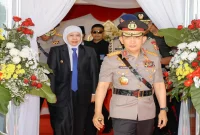 Gubernur Jawa Timur Khofifah Indar Parawansa menghadiri Upacara Peringatan Hari Juang Polri 2026 di Monumen Perjuangan Polri, Jalan Raya Darmo, Surabaya, Jumat (21/8). (Foto Dok Ho/RadarBangsa.co.id)