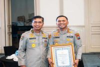 Kapolresta Sidoarjo Kombes Pol. Christian Tobing meraih penghargaan tiga besar kategori Polisi Inovatif pada Hoegeng Awards 2026 di Jakarta, Jumat (31/7/2026). (Foto Dok Ho/RadarBangsa.co.id).