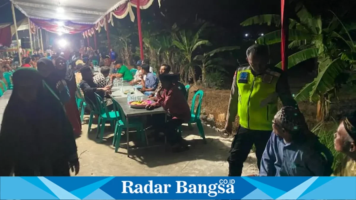 Warga Desa Tamanprijek menggelar Langen Tayub sebagai ungkapan syukur hasil panen dan menyambut HUT ke-81 RI, Rabu (19/8/2026). (Foto Dok Ho/RadarBangsa.co.id)