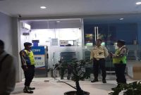 Personel Polsek Tikung melaksanakan Patroli Kota Presisi di SPBU Tikung, BRI Unit Tikung, BDL Tikung, dan Pasar Tikung, Senin (3/8/2026). (Foto Dok Ho/RadarBangsa.co.id)