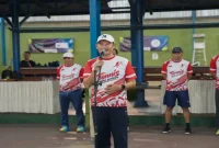 Bupati Lamongan Yuhronur Efendi membuka Kejuaraan Tenis Riang Gembira Yes Cup 2026 di Lapangan Tenis Pemkab Lamongan, Sabtu (15/8/2026). (Foto Dok Ho/RadarBangsa.co.id)
