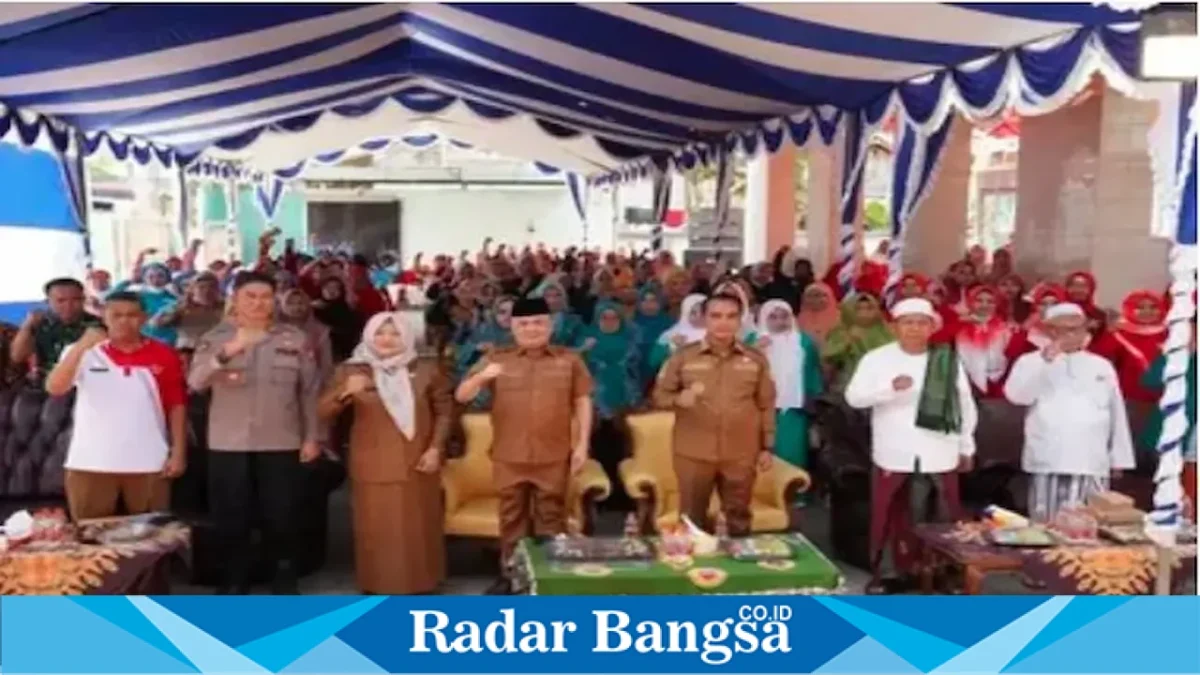 Bupati Bangkalan Lukman Hakim saat membuka Jambore Kader UPT Puskesmas Konang, Selasa (11/8/2026). (Foto Dok Ho/RadarBangsa.co.id)