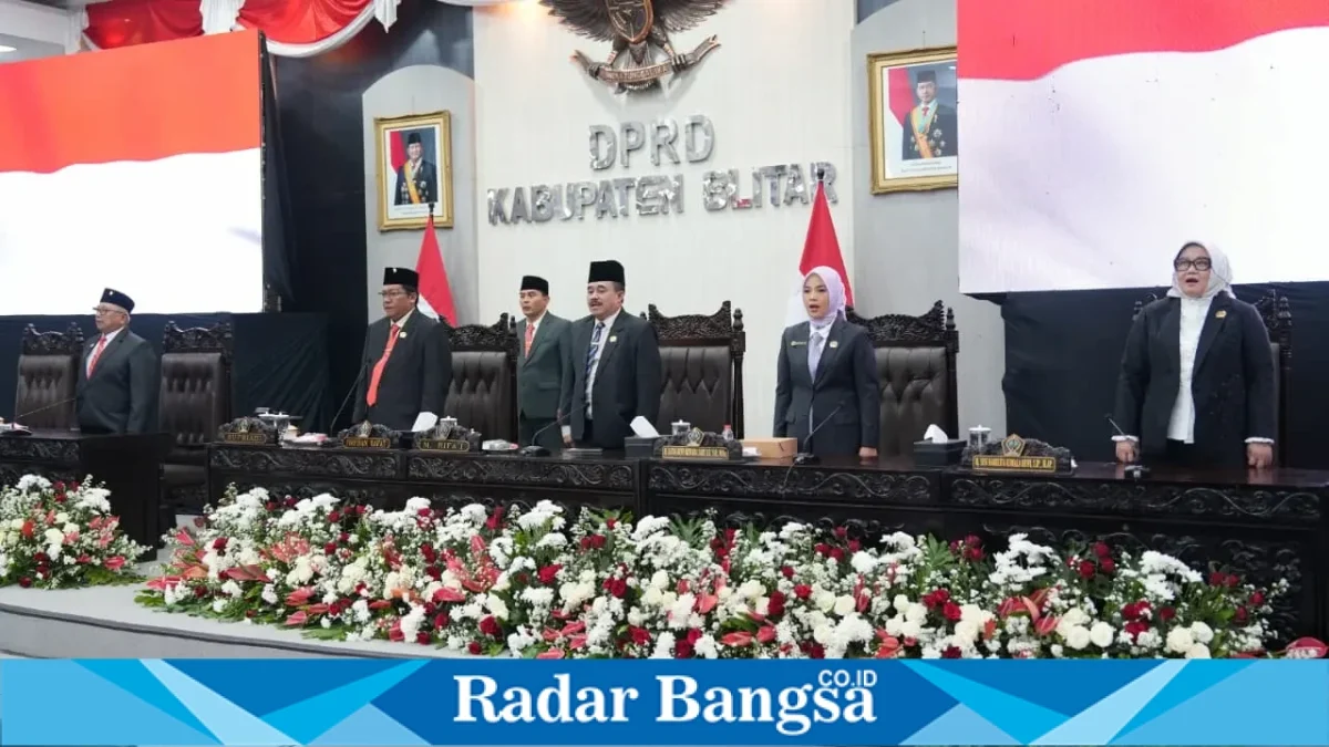 Rapat Paripurna Istimewa DPRD Kabupaten Blitar saat mengikuti Pidato Kenegaraan Presiden RI di Gedung DPRD Kabupaten Blitar, Kamis (14/8/2026). (Foto Dok Ho/RadarBangsa.co.id)