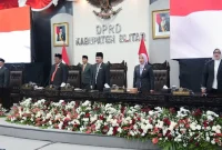 Rapat Paripurna Istimewa DPRD Kabupaten Blitar saat mengikuti Pidato Kenegaraan Presiden RI di Gedung DPRD Kabupaten Blitar, Kamis (14/8/2026). (Foto Dok Ho/RadarBangsa.co.id)