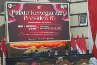 Bupati Jember Muhammad Fawait saat menghadiri Rapat Paripurna DPRD Kabupaten Jember di Kantor DPRD Jember, Jumat (14/9/2026). (Foto Dok Ho/RadarBangsa.co.id)