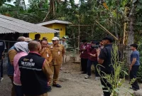 Tenaga kesehatan menjalankan pelayanan Homecare di Kabupaten Jember, Rabu (12/8/2026). (Foto Dok Ho/RadarBangsa.co.id)