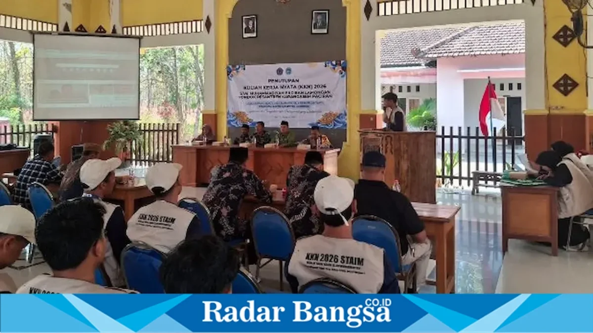 Penutupan KKN 41 mahasiswa STAIM Karangasem Paciran di Pendopo Kecamatan Laren, Kamis (27/8/2026). (Foto Dok Ho/RadarBangsa.co.id)