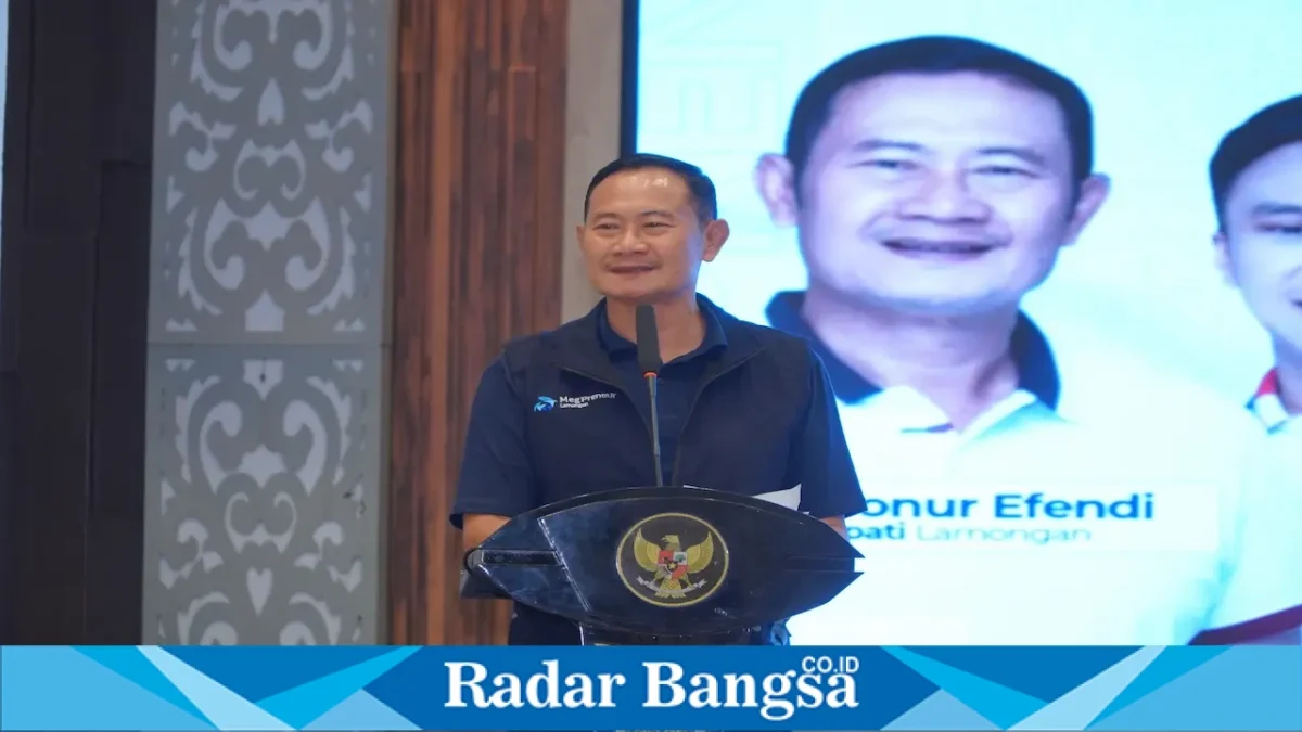 Bupati Lamongan Yuhronur Efendi membuka Offline Session Megpreneur 2026 di Aula Gajah Mada Pemkab Lamongan, Rabu (26/8/2026). (Foto Dok Ho/RadarBangsa.co.id)