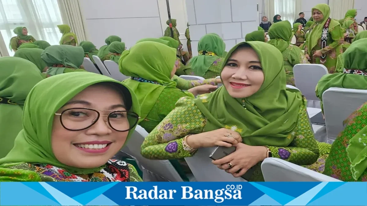 Dr. Lia Istifhama, Wakil Ketua PW Fatayat NU Jawa Timur, membahas Muktamar ke-35 NU. (Foto Dok Ho/RadarBangsa.co.id)