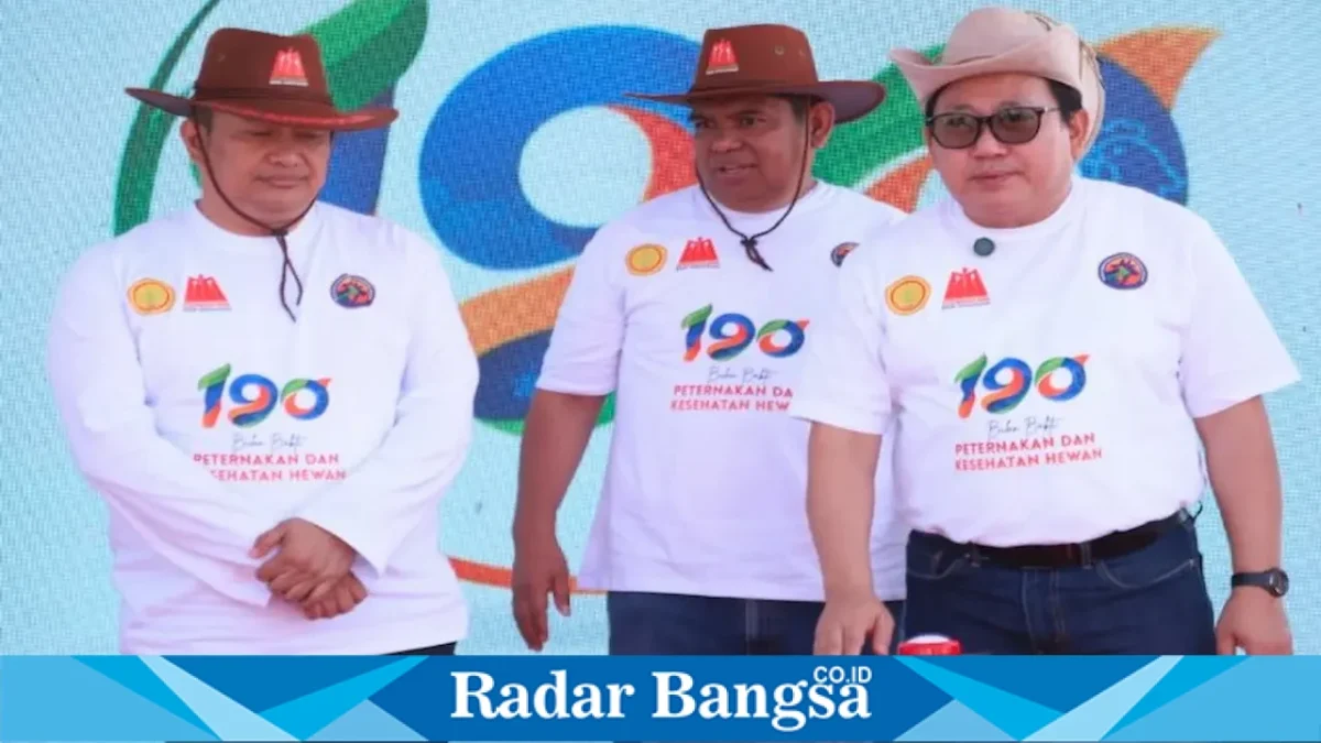 Sekda Kabupaten Malang Dr. Ir. Budiar, M.Si. menghadiri Soft Launching Bulan Bakti Peternakan dan Kesehatan Hewan ke-190 di BBIB Singosari, Jumat (21/8/2026). (Foto Dok Ho/RadarBangsa.co.id)