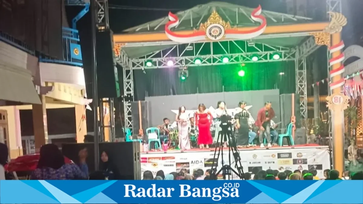 Pengamanan hiburan elektun HUT RI ke-81 di Dusun Kemendung, Desa Jatirejo, Kecamatan Tikung, Minggu (23/8/2026). (Foto Dok Ho/RadarBangsa.co.id)