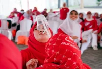 Senam bersama dan fun games Perwosi Kabupaten Pasuruan bersama RSUD Grati di Halaman RSUD Grati, Sabtu (15/8/2026). (Foto Dok Ho/RadarBangsa.co.id)