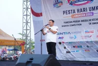 Bupati Lamongan Yuhronur Efendi saat membuka PESONA (Pesta Hari UMKM Lamongan) 2026 di Kawasan Gajah Mada, Sabtu (15/8/2026). (Foto Dok Ho/RadarBangsa.co.id)