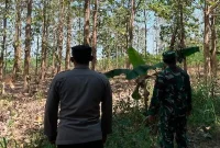Patroli pencegahan karhutla di kawasan hutan Laren, Lamongan. (Foto Dok Ho/RadarBangsa.co.id)
