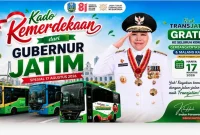 Gubernur Jawa Timur Khofifah Indar Parawansa saat menyampaikan layanan gratis Trans Jatim pada 17 Agustus 2026 di Surabaya, Sabtu (15/8). (Foto Dok Ho/RadarBangsa.co.id)