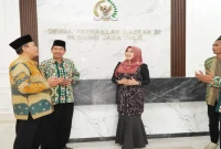 Lia Istifhama saat menerima silaturahmi jajaran DPW FKPQ Jawa Timur di Kantor DPD RI Jawa Timur, Surabaya, Jumat (11/9/2026). (Dok. Ho/RadarBangsa.co.id)