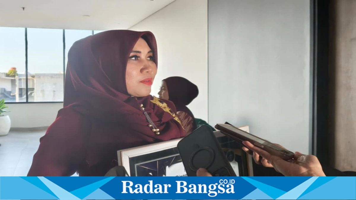 Anggota DPD RI asal Jawa Timur, Dr. Hj. Lia Istifhama, menyoroti penguatan keamanan pangan dan holding time dalam pelaksanaan MBG, Kamis (03/9). (Foto Dok Ho/RadarBangsa.co.id)