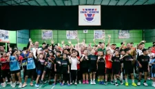 Bupati Pasuruan Merita Rusdi Sutejo membuka Kejuaraan Bulutangkis Bupati Pasuruan Open 2026 di Bayu Kencana Sport Center, Selasa (15/9/2026). (Dok. Ho/RadarBangsa.co.id)