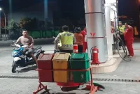Anggota Polsek Tikung melaksanakan patroli objek vital di wilayah Tikung, Rabu (2/9/2026). (Foto Dok Ho/RadarBangsa.co.id)