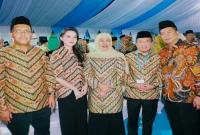 Gubernur Jawa Timur Khofifah Indar Parawansa menghadiri pembukaan MTQ Nasional XXXI 2026 di Semarang, Sabtu (12/9) malam. (Foto Dok Ho/RadarBangsa.co.id)