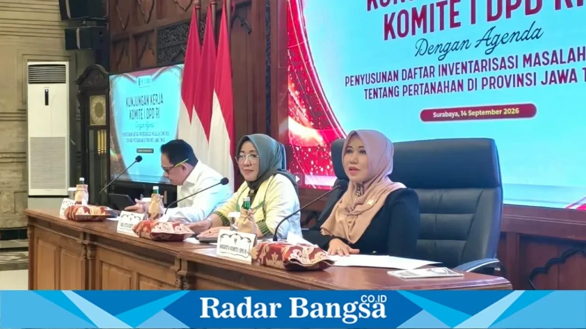 Lia Istifhama saat mengikuti pembahasan RUU Pertanahan di Kantor Gubernur Jawa Timur, Senin (14/9). (Dok. Ho/RadarBangsa.co.id)