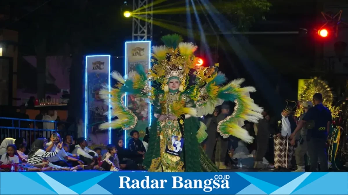 Penampilan Lamongan Night Carnival 2026 pada Sabtu (12/9) malam. (Foto Dok Ho/RadarBangsa.co.id)